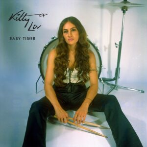 Kitty Liv – Easy Tiger