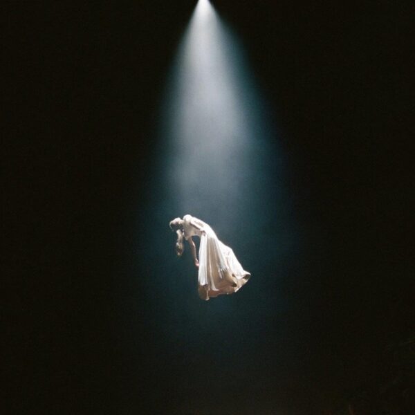 Ariana Grande – eternal sunshine deluxe